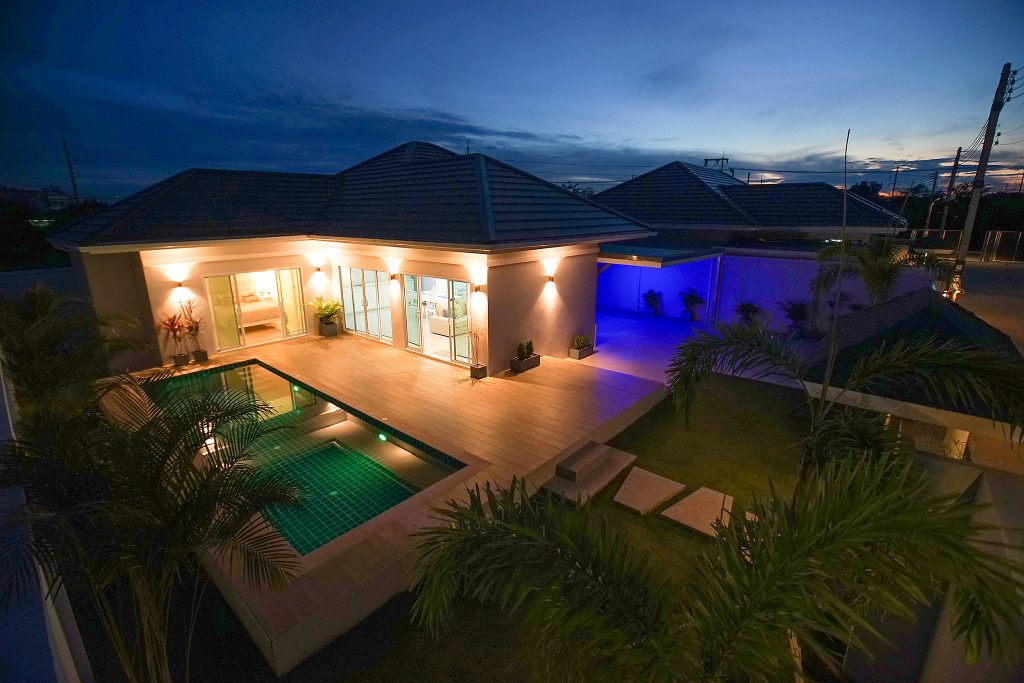 private swimming pool villa khon kaen